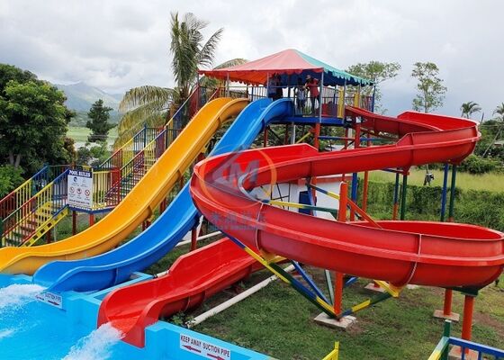 Goede prijs Commerciële glijbanen voor zwembaden, buiten glijbanen voor waterparken, voor pretparken, hotels en resorts online