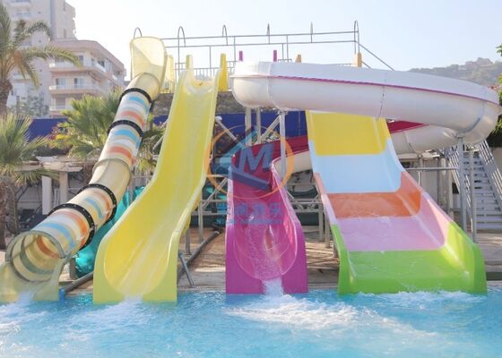 Bom preço Fibra de vidro grande escorrega piscina piscina escorrega de água com piscina on-line