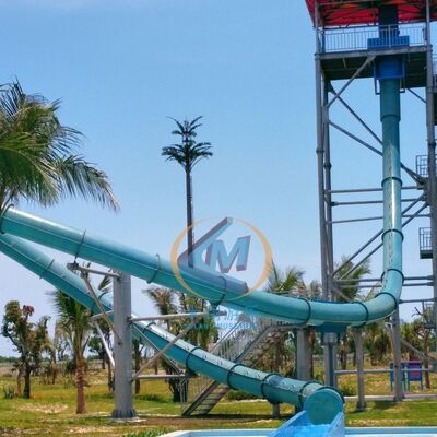 Dobra cena Aqua Park Aqualoop Zjeżdżalnia spiralna Zewnętrzna spiralna zjeżdżalnia basenowa o wysokości 17 m do użytku komercyjnego w Internecie